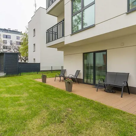 شقة Marina With Garden By Bookinghost *