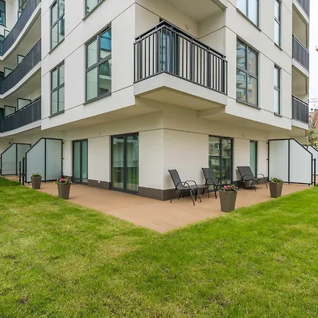 شقة Marina With Garden By Bookinghost *