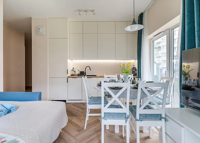 Marina With Garden By Bookinghost غدينيا