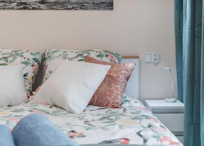 Marina With Garden By Bookinghost غدينيا