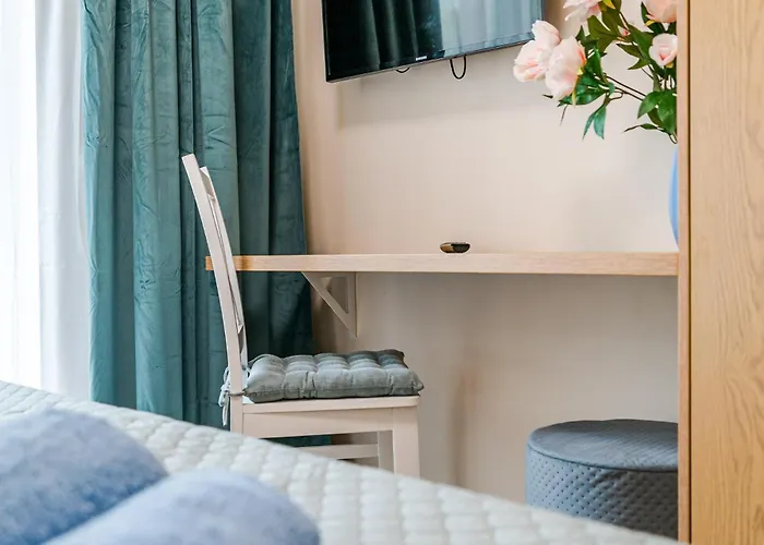 Marina With Garden By Bookinghost * غدينيا