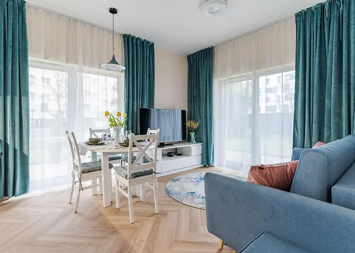 Marina With Garden By Bookinghost شقة *