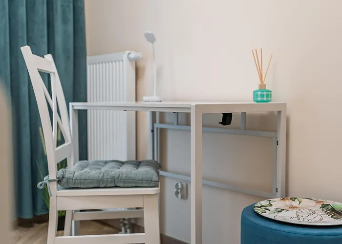 Marina With Garden By Bookinghost شقة غدينيا