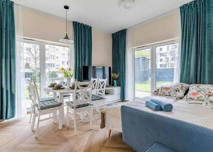 Marina With Garden By Bookinghost غدينيا